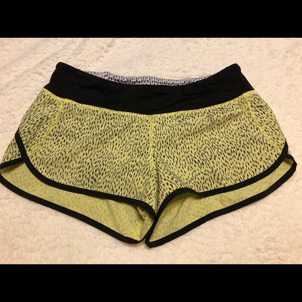 Lululemon speed shorts. SZ 6